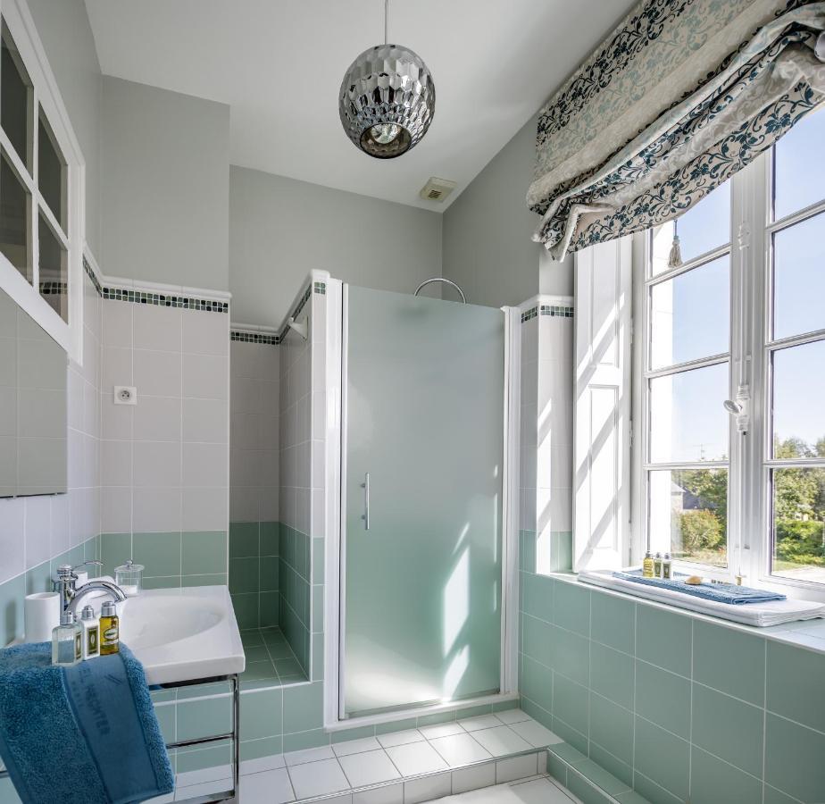 Отель Manoir De Bel Ebat Crossac Экстерьер фото